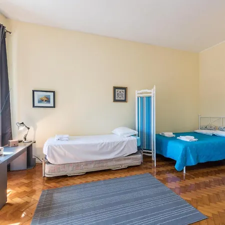Guestready - Minimalistic Studio Downtown Porto Exterior photo